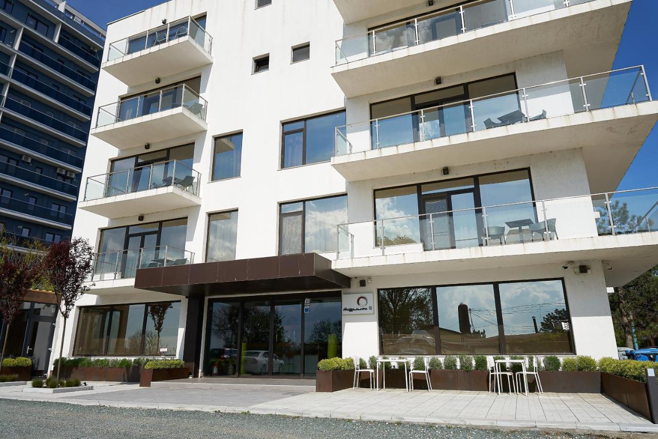 Mizuumi Boutique Hotel Mamaia Exterior photo