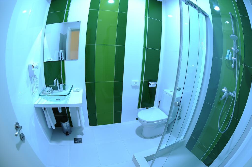 Mizuumi Boutique Hotel Mamaia Room photo
